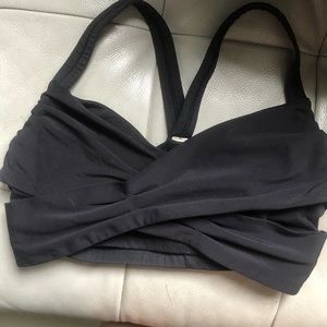 Lululemon black sports bra